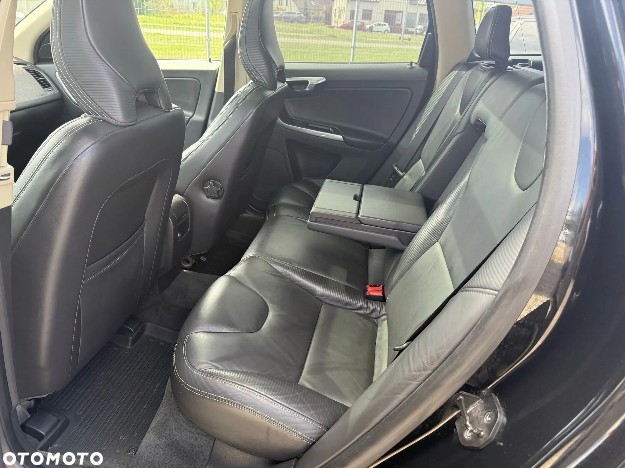 Volvo XC 60 - 22