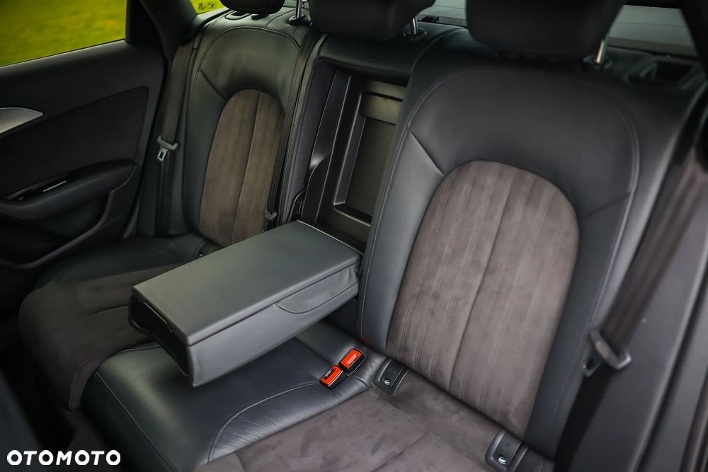 Audi A6 Avant 2.0 TDI Ultra S tronic - 29