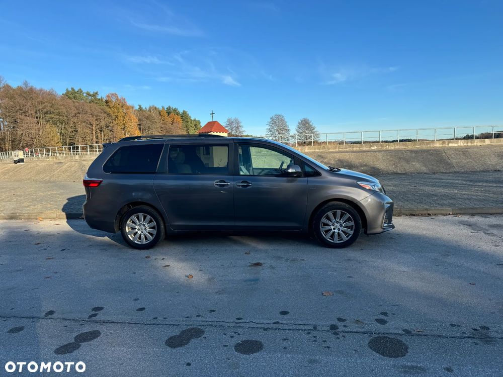 Toyota Sienna 3.5 V6 Limited AWD - 8