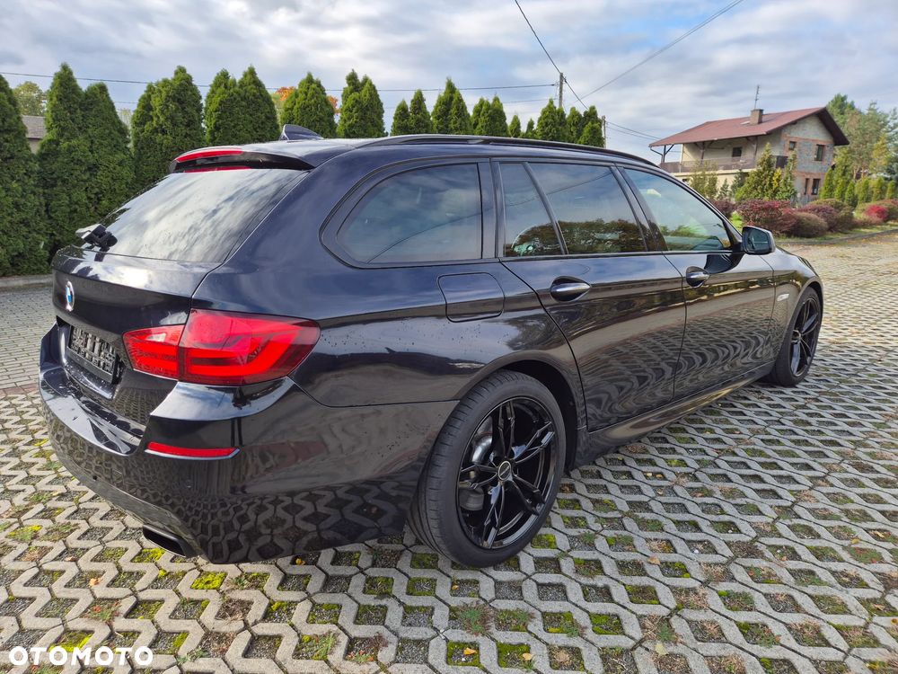 BMW Seria 5 M550d xDrive Sport-Aut - 10
