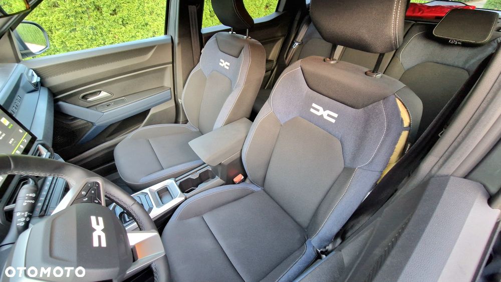Dacia Duster 1.6 Full Hybrid 140 Journey MMT - 12