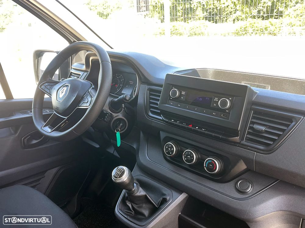 Renault Trafic 2.0 dCi Longa IVA Dedutível - 23