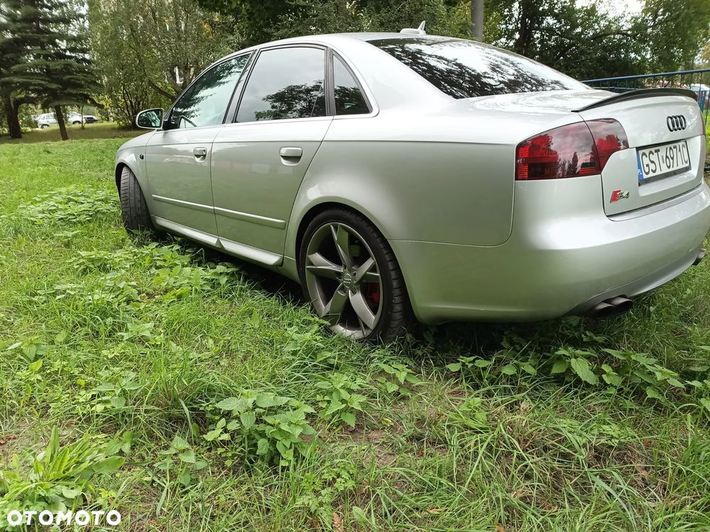 Audi S4 Limousine 4.2 Quattro Tiptr - 9