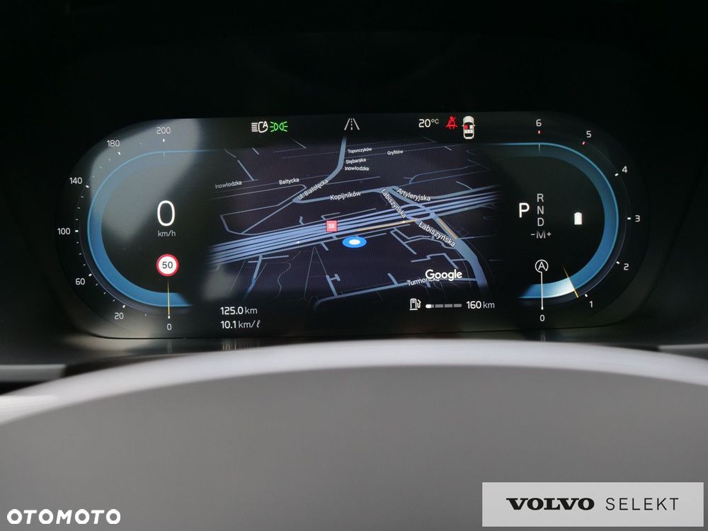 Volvo V90 Cross Country - 21