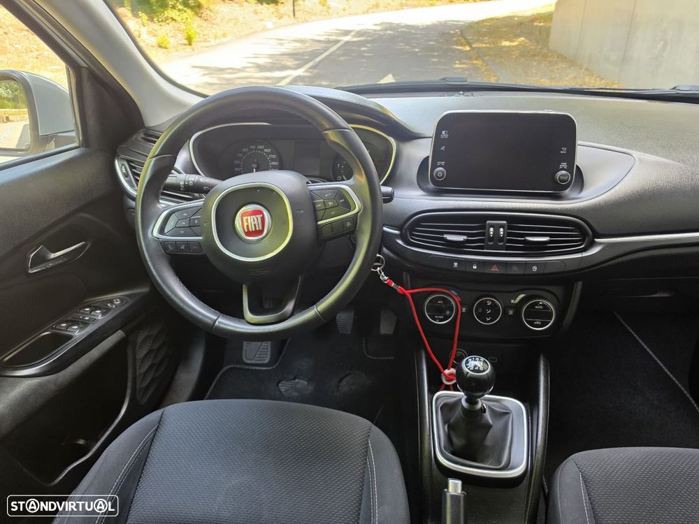 Fiat Tipo Station Wagon 1.6 M-Jet Lounge - 8