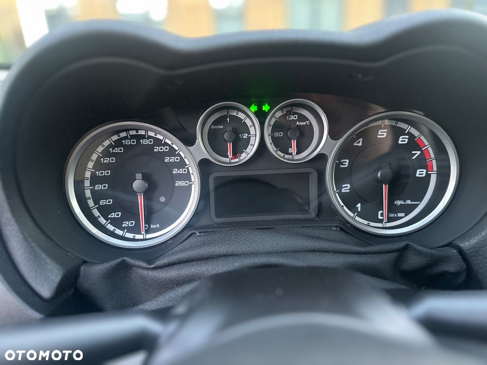 Alfa Romeo Mito 1.4 16V - 21