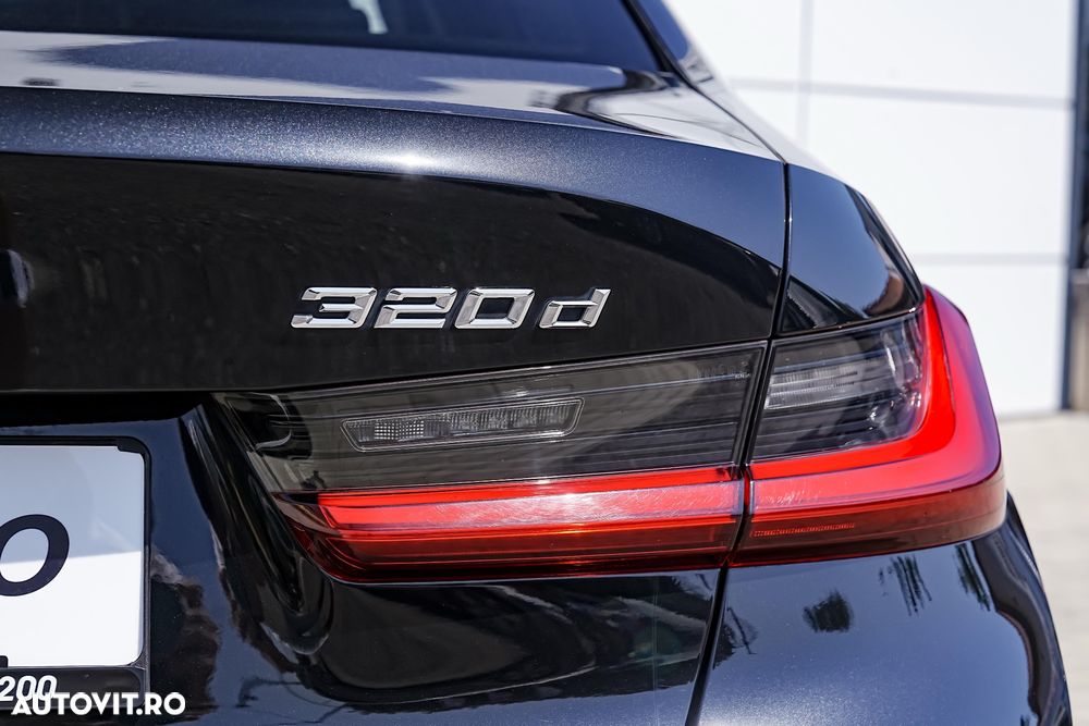 BMW Seria 3 320d Aut. Sport Line - 21