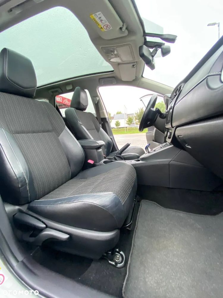 Toyota Auris - 16