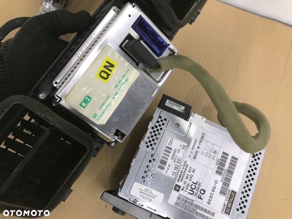 Radio Opel Vectra C Signum dvd nawigacja wyświetlacz antena komplet 13163937 13126514 24461297 - 5