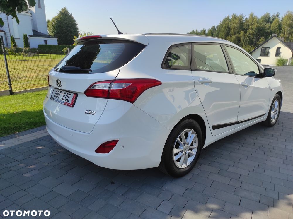 Hyundai i30 1.6 Classic + - 5