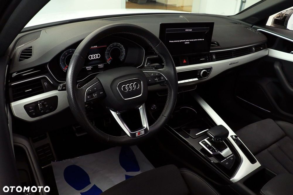 Audi A4 Limousine - 20