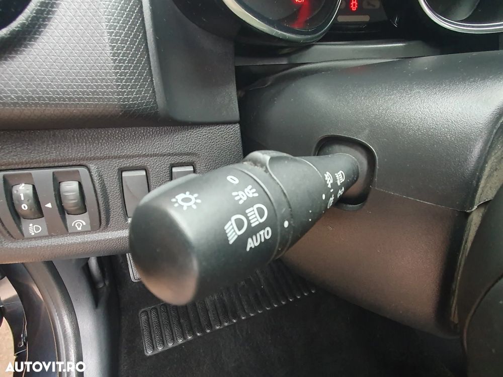 Renault Clio ENERGY TCe 90 Start & Stop Intens - 9