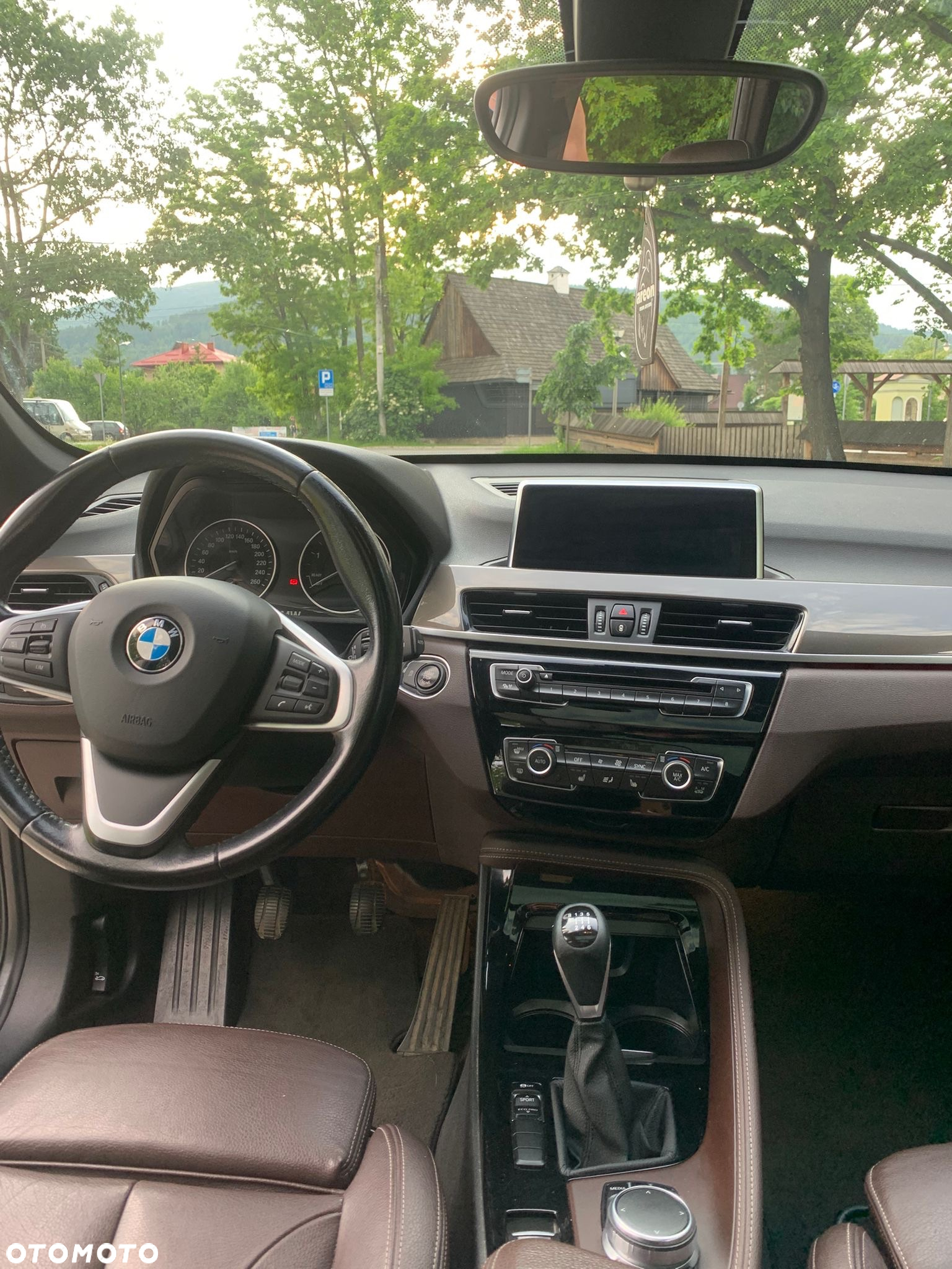 BMW X1 sDrive18d - 9
