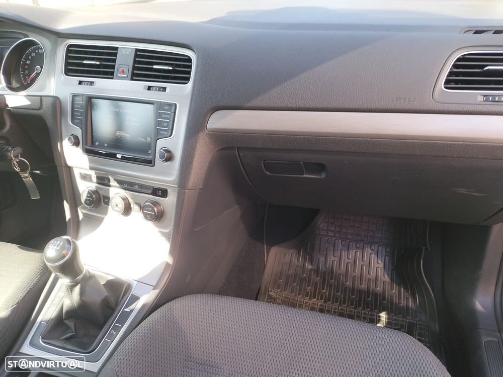 VW Golf Variant 1.6 TDi BlueMotion Confortline - 9