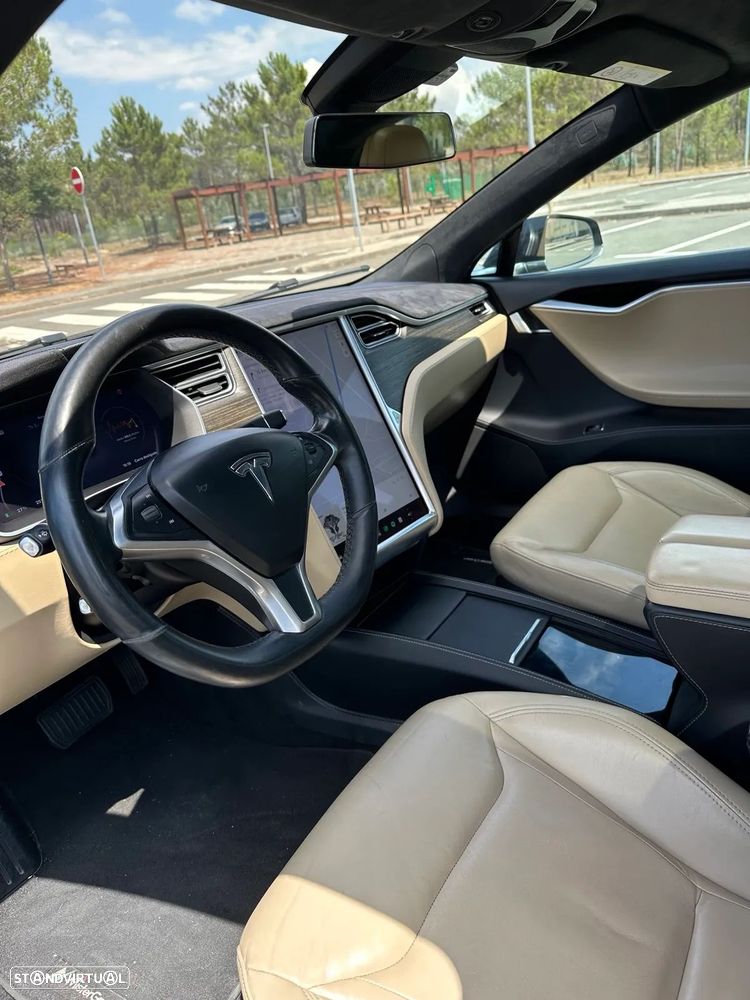 Tesla Model S 85D AWD - 20