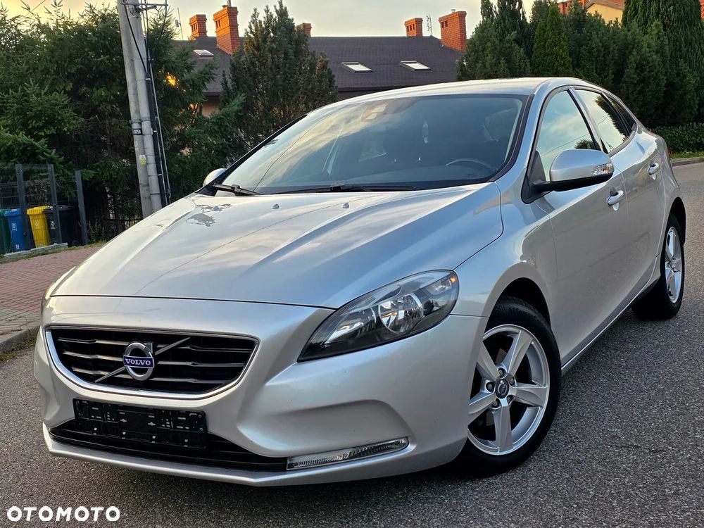 Volvo V40 D2 Momentum - 11