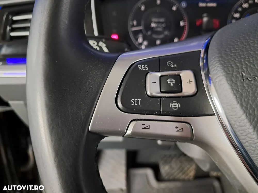 Volkswagen Touareg V6 TDI Elegance - 7