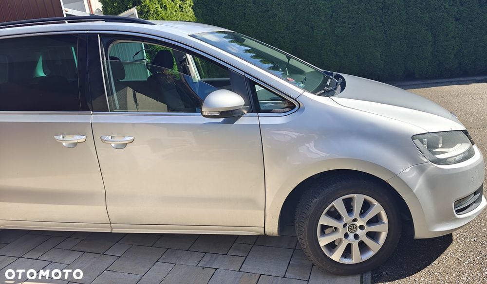 Volkswagen Sharan 2.0 TDI Comfortline DSG - 4