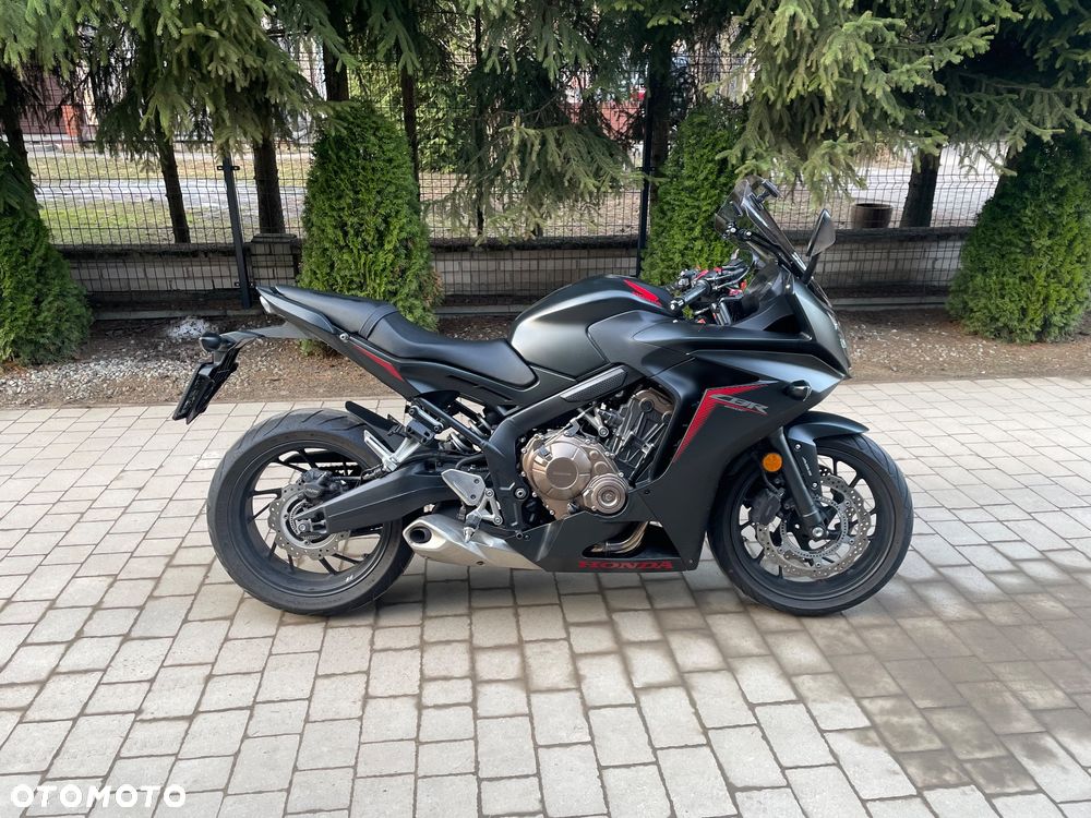 Honda CBR - 3