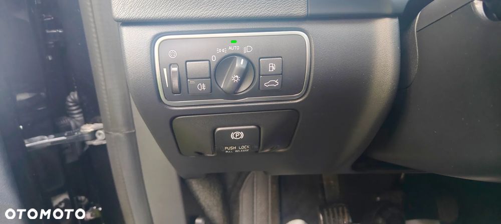 Volvo V60 D4 Summum - 23