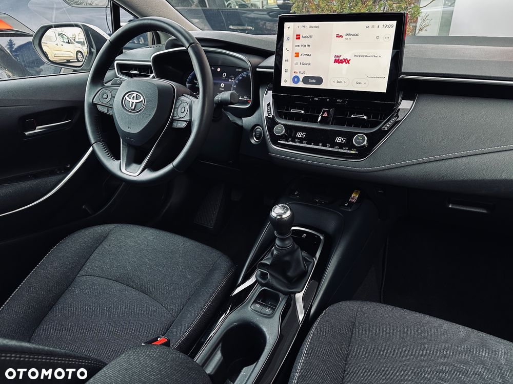 Toyota Corolla 1.5 Comfort - 13