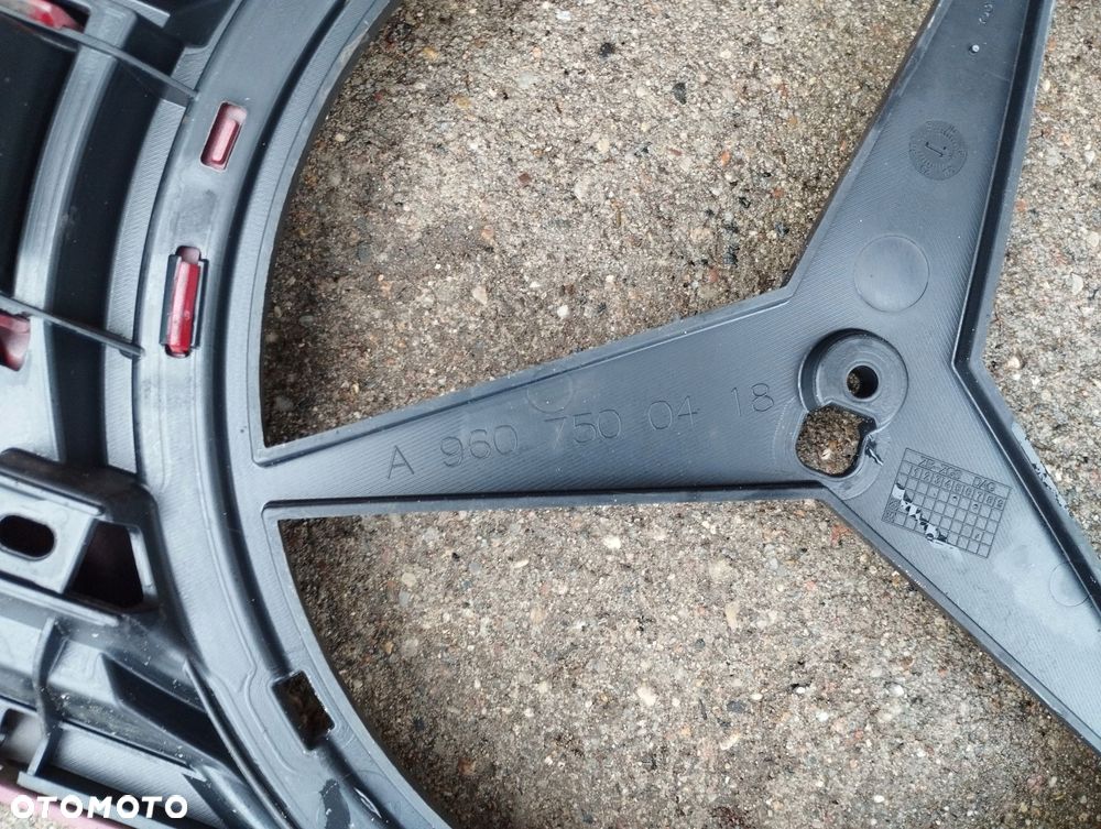 grill osłona atrapa mercedes actros mp4 a960 a9608850754 a9607500418 - 10