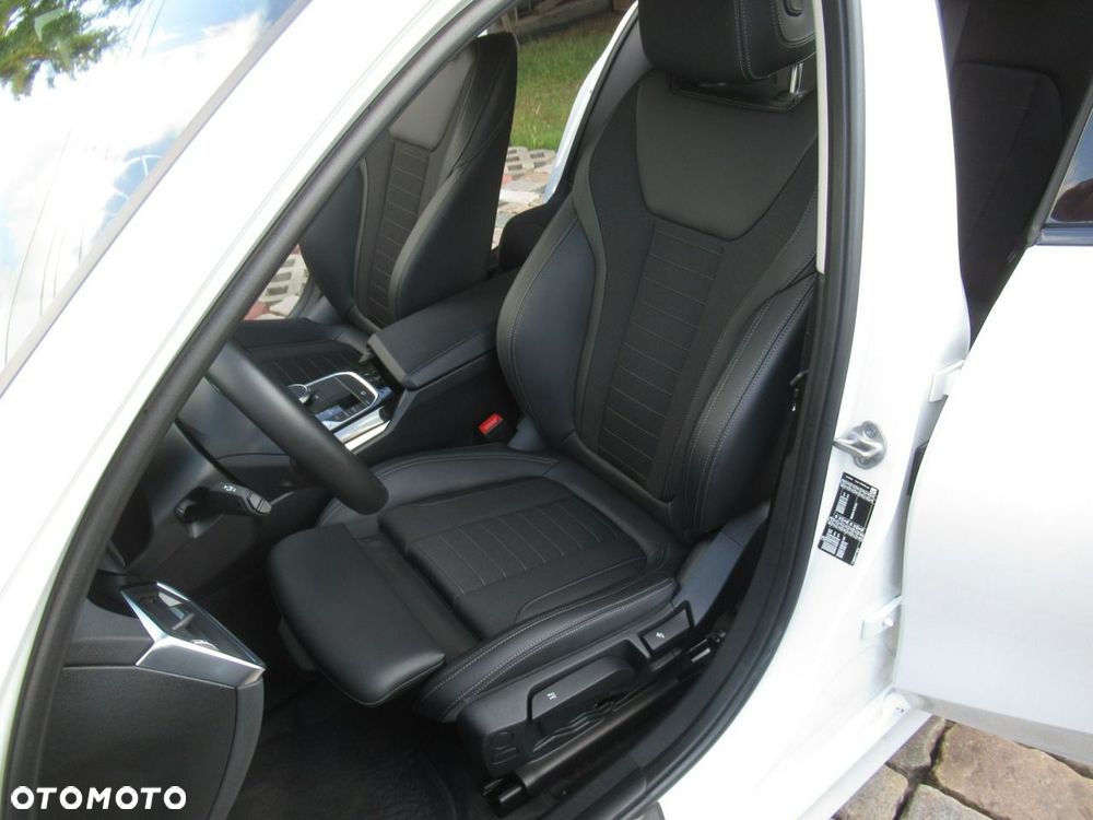 BMW Seria 3 318d MHEV Sport Line - 6