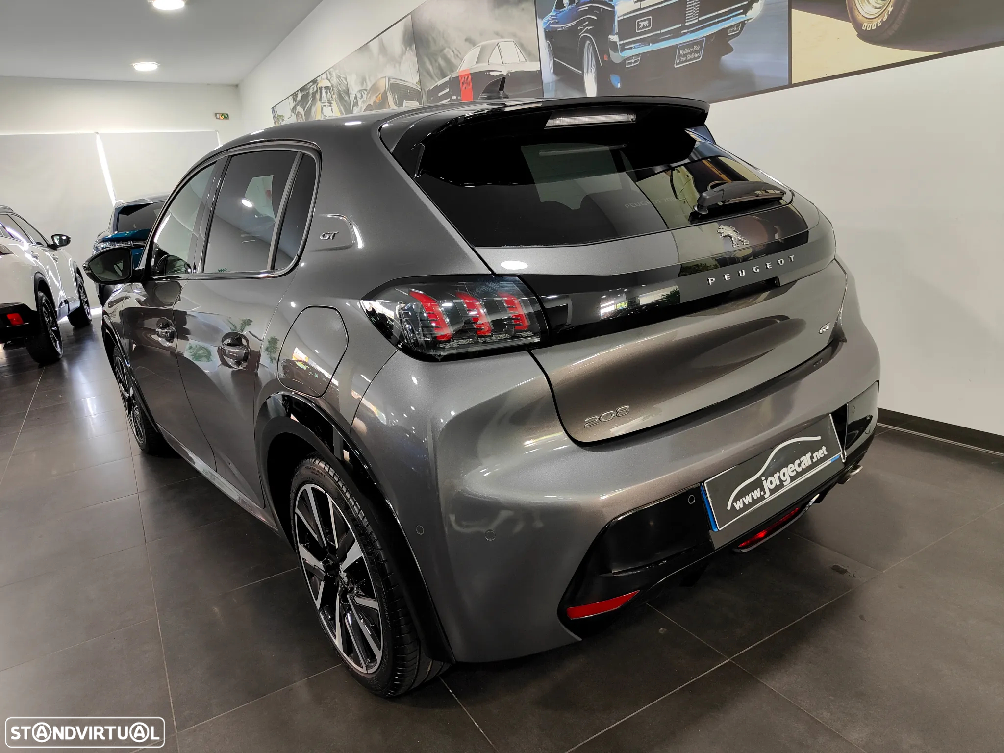 Peugeot 208 1.2 PureTech GT Line - 18