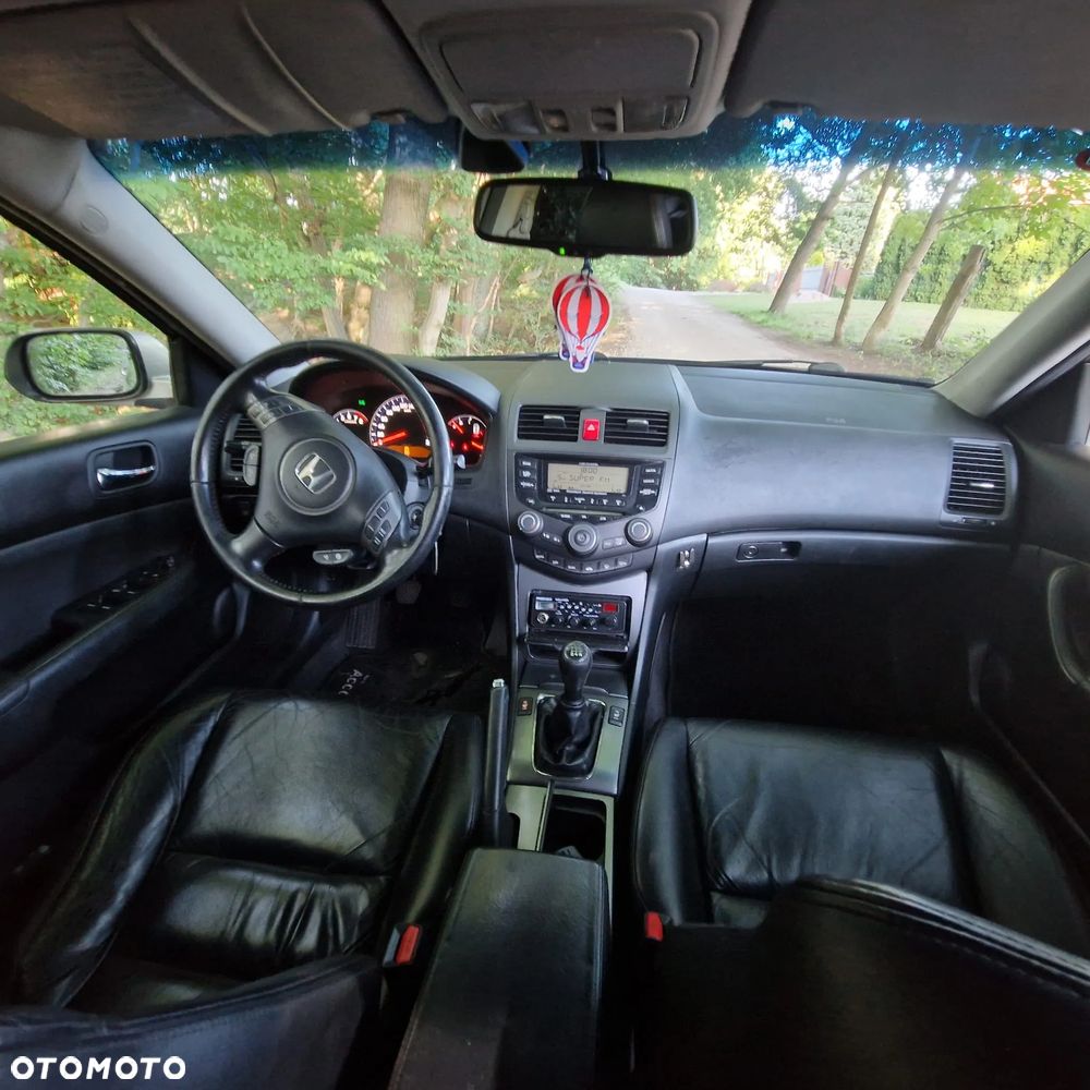 Honda Accord 2.0 i Executive - 16