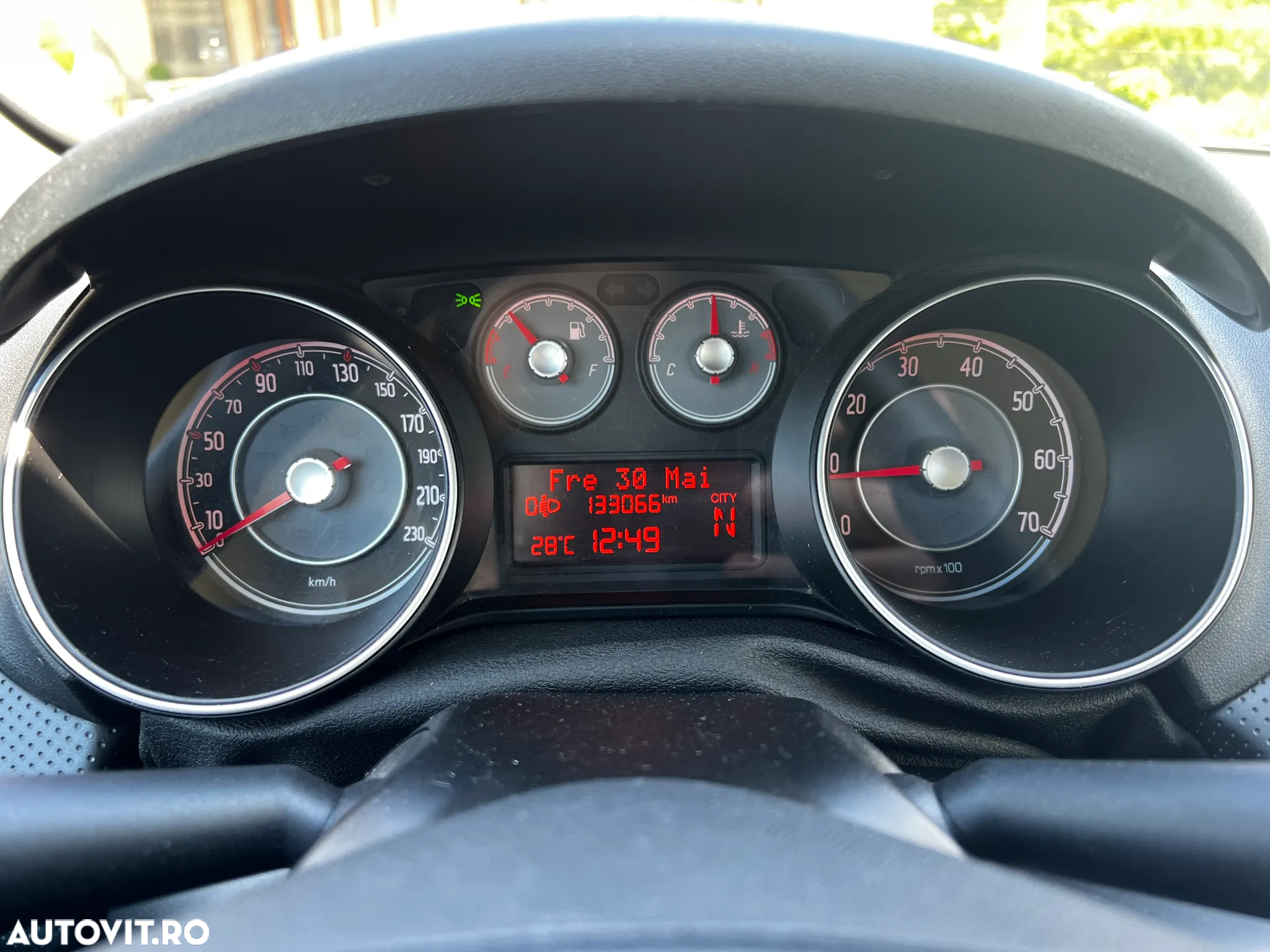 Fiat Punto 1.4 8V Dualogic Dynamic Start&Stop - 22