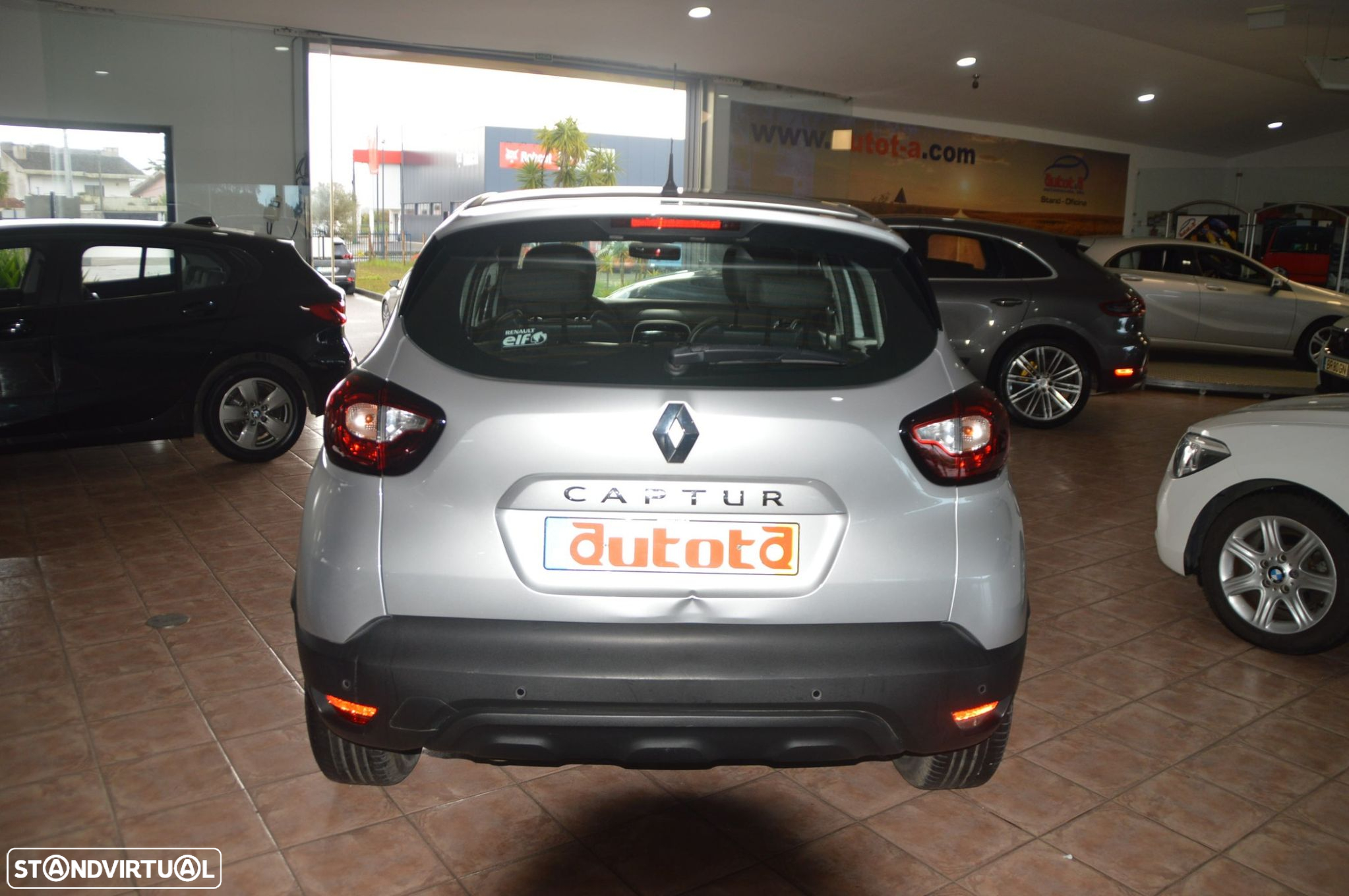 Renault Captur 1.3 TCe Exclusive - 3