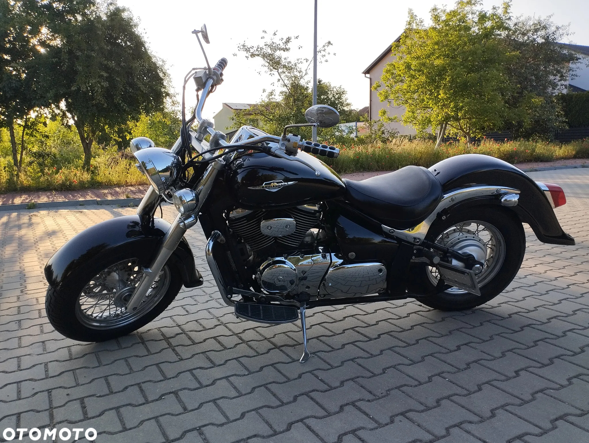 Suzuki Boulevard - 18