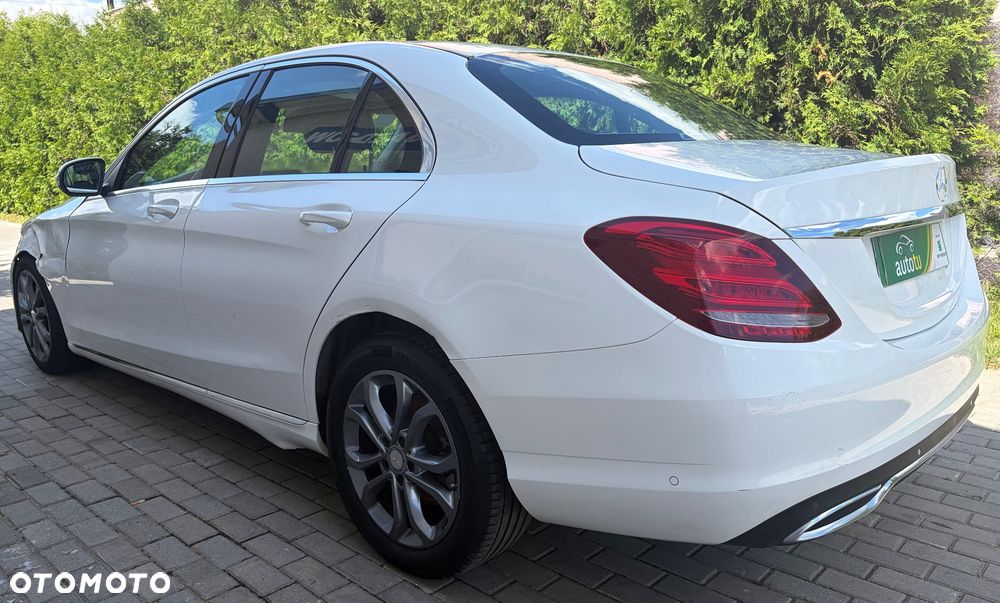 Mercedes-Benz Klasa C - 16