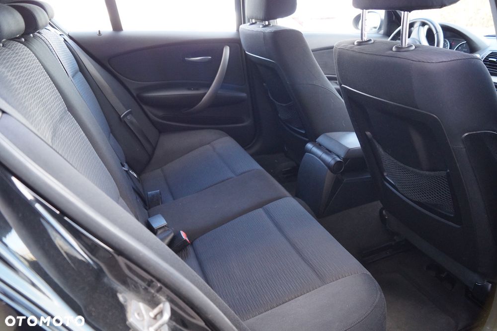 BMW Seria 1 116i - 19