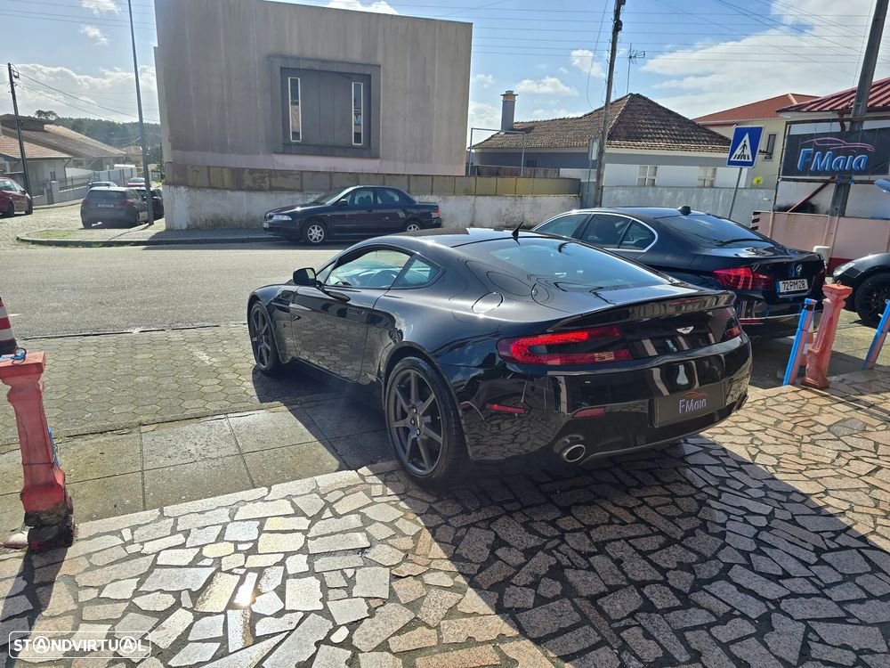 Aston Martin Virage Coupe - 6