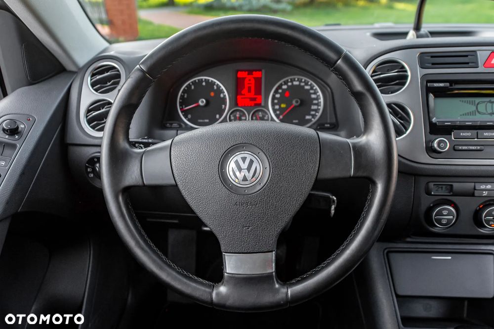 Volkswagen Tiguan 2.0 TSI 4Mot Sport DSG - 25