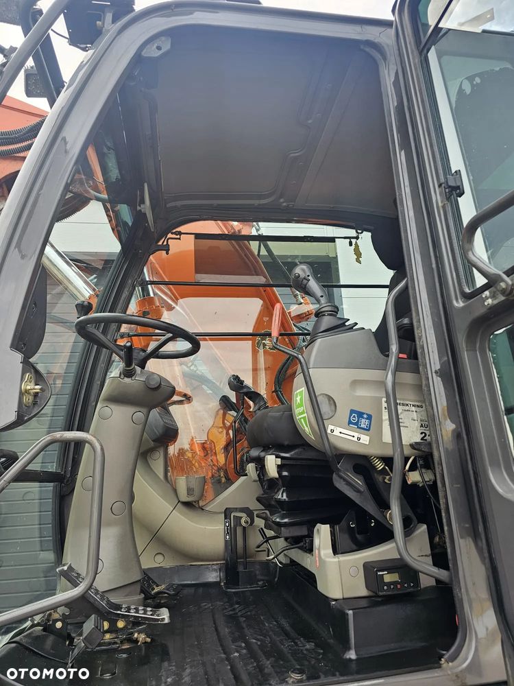 Hitachi ZX170W-3 - 10