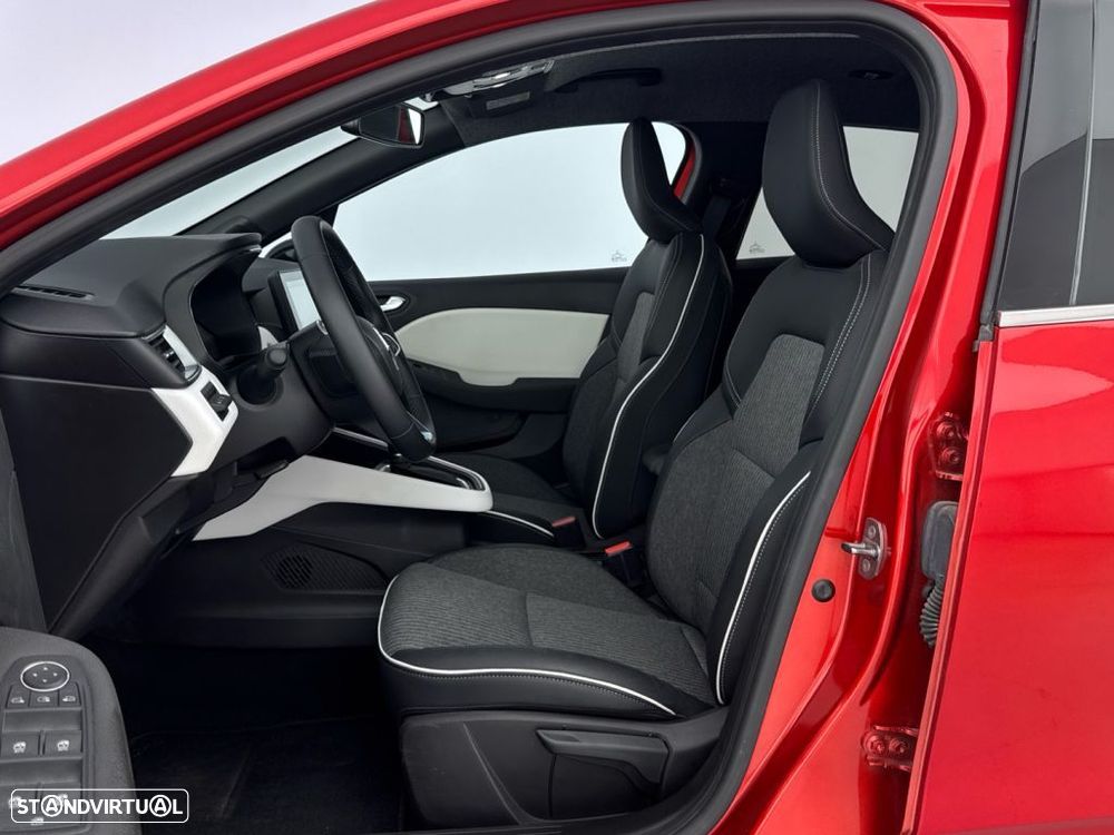 Renault Clio 1.6 E-Tech Full Hybrid Techno - 11