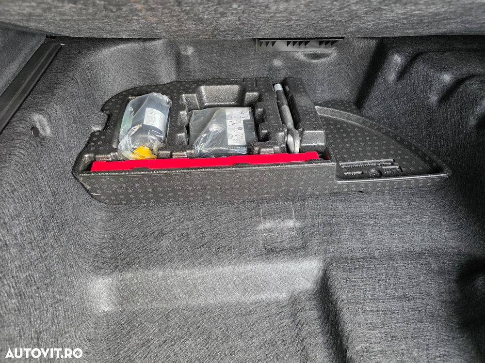 Mercedes-Benz GLE 300 d 4MATIC - 9