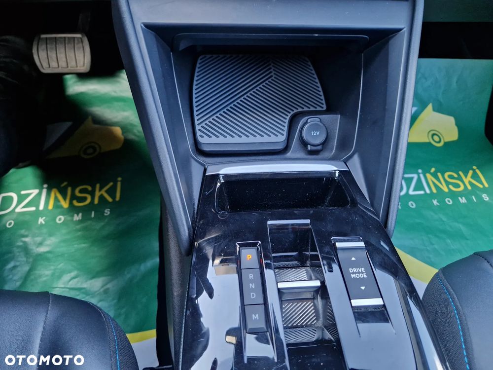 Citroën C4 BlueHDi 130 Stop&Start EAT8 FEEL PACK - 12