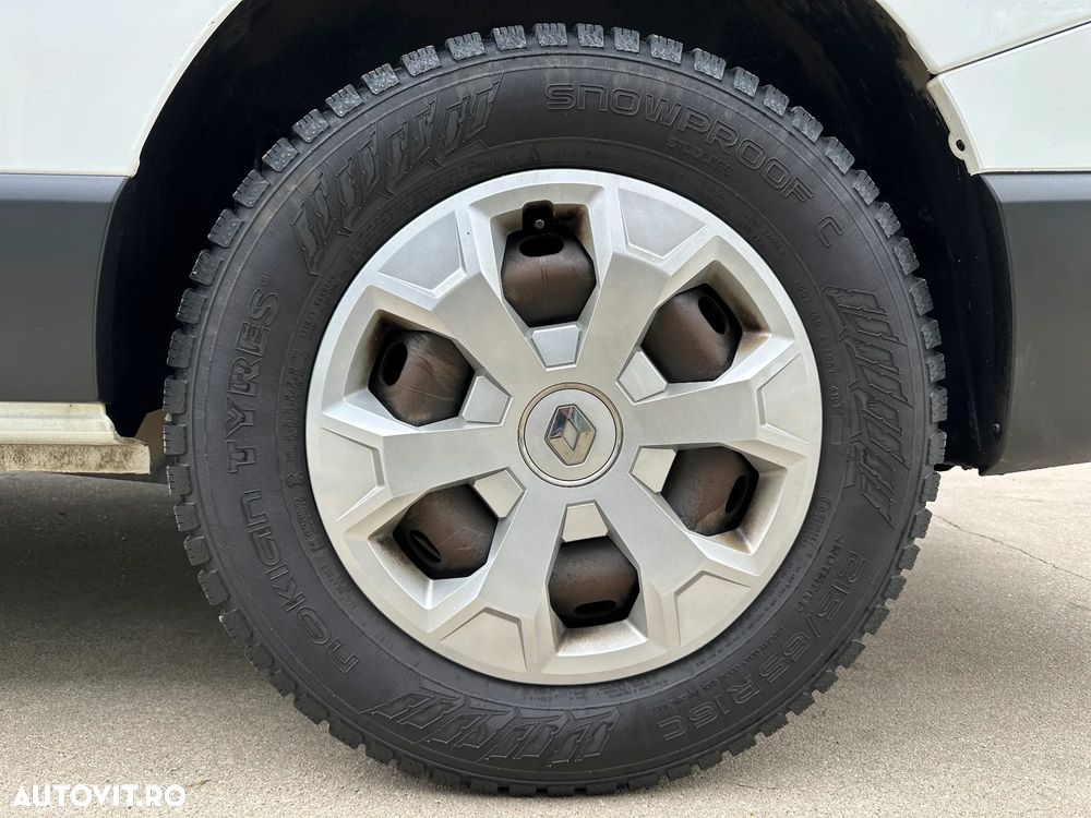 Renault Trafic 2.0 Blue dCi 110 S&S L2 8+1 Zen - 32