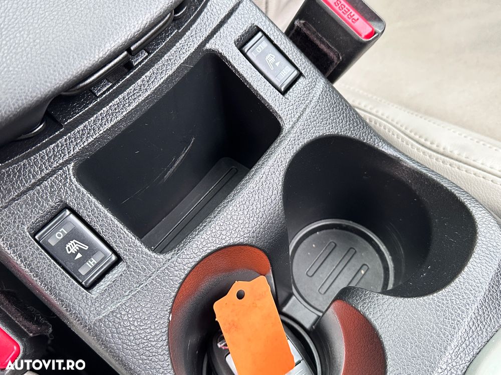 Nissan Qashqai 1.6 DCI 4 x 4 DPF tekna - 19