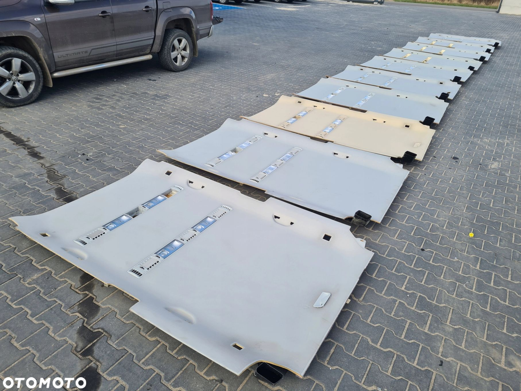 VW T5 T6 MULTIVAN podsufitka tył 2 drzwi przesuwne - 5