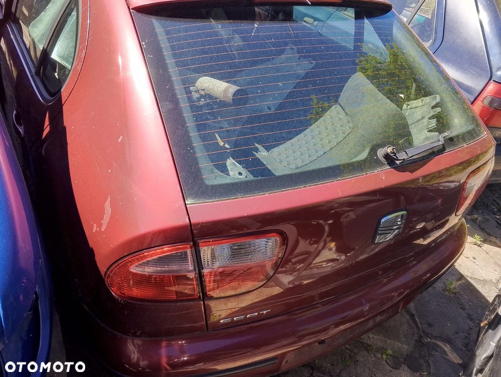 Seat Leon I (99-2006r.) 1.9 TDI 110KM. Silnik ASV Skrzynia EGS lakier LS3R.Cały na części. GWARANCJA !!!  Przód Tył Zestaw Komplet Drzwi Klapa Zderzak Błotnik Maska Grill Atrapa Szyba Pas Lampa Lusterko Boczki Fotel Kanapa Kokpit Deska Rozdzielcza Przełącznik Włącznik Sterownik Przewody Wiązka Instalacja Moduł Komputer Czujnik Listwa Pompa Alternator Wtryski Głowica Rozrusznik Kompresor Sprzęgło Dwumas Silnik Skrzynia ABS Klimatyzacji Paliwa Wspomagania Kolektor Turbina Przepustnica Zawór Chłodnica Koło Hak Belka Sanki Zawieszenie Mcpherson Półoś Amortyzator Wydech Tłumik Zacisk Most - 2