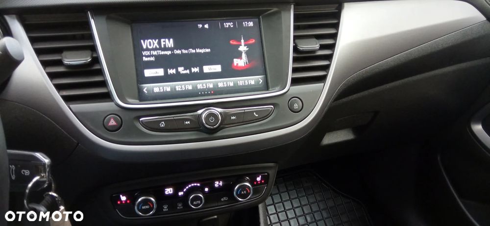 Opel Crossland X 1.2 T Enjoy S&S - 22