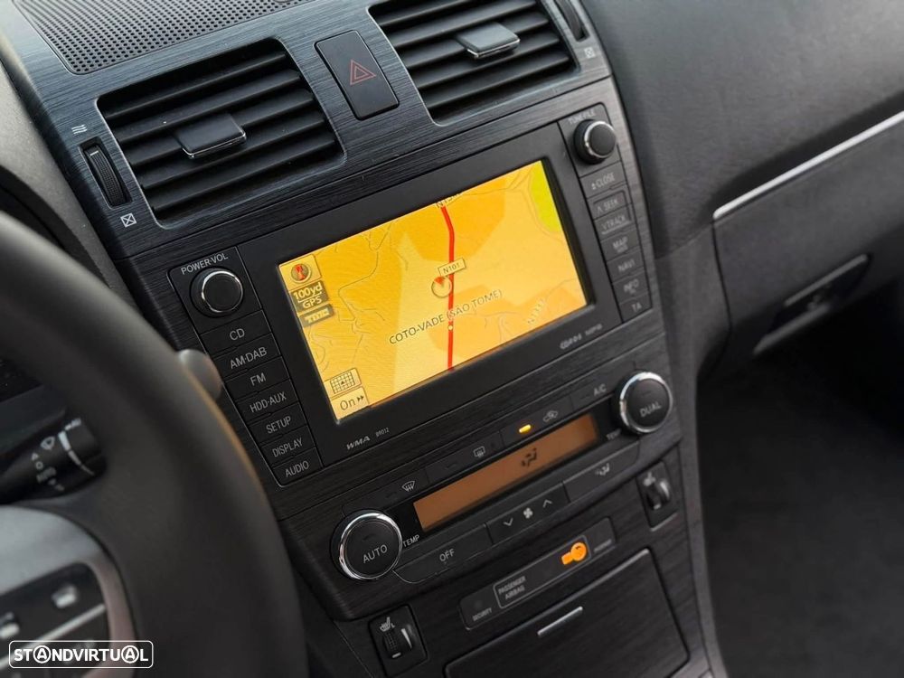 Toyota Avensis - 7