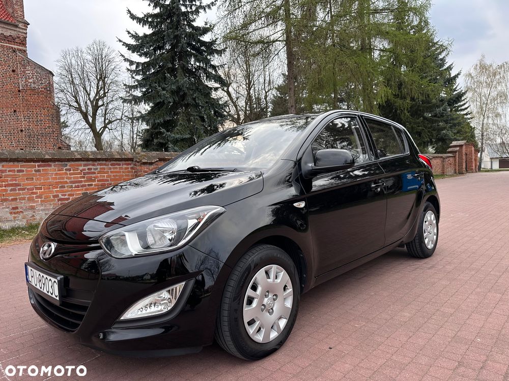 Hyundai i20 1.2 Fifa World Cup Edition - 1