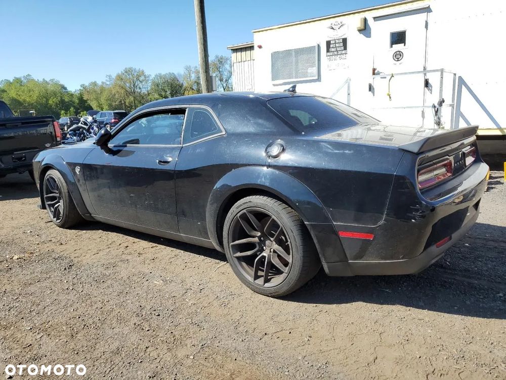 Dodge Challenger 6.2 Hellcat Widebody - 3