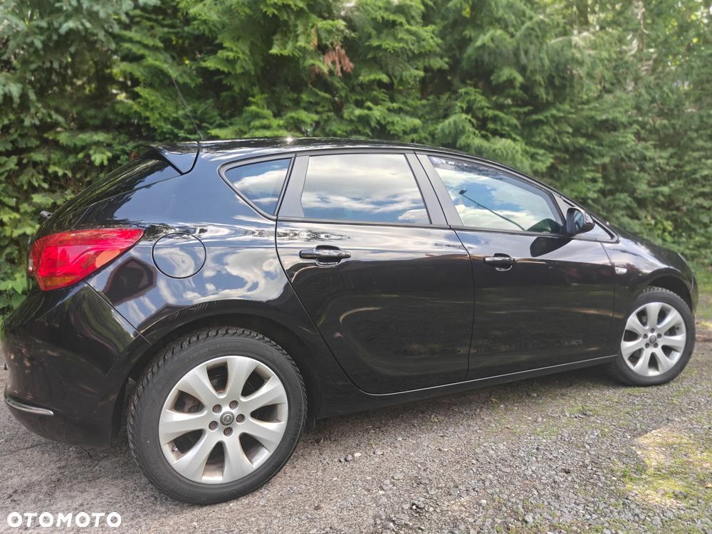 Opel Astra 1.4 T Cosmo EU6 - 20