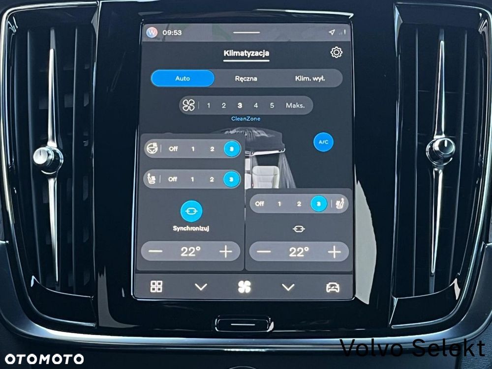 Volvo V90 Cross Country - 25